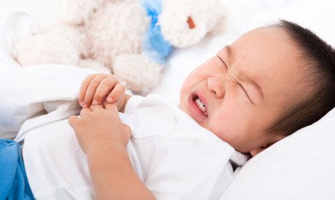 Cho trẻ ăn uống thế nào khi bị tiêu chảy?