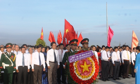 M&#227;i ghi nhớ c&#225;c chiến sĩ Gạc Ma