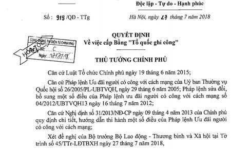 Cấp bằng Tổ quốc ghi c&#244;ng cho 2 phi c&#244;ng tử nạn trong khi bay huấn luyện