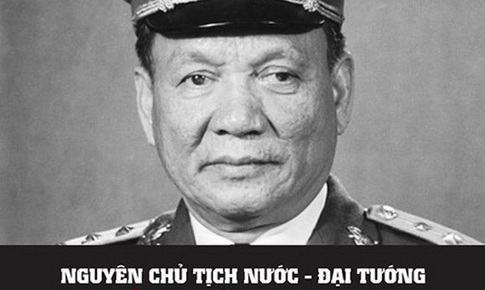 TP HCM: Kh&#244;ng mang v&#242;ng hoa khi viếng nguy&#234;n Chủ tịch nước L&#234; Đức Anh