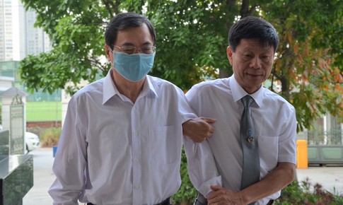 Nguyên Bộ trưởng Vũ Huy Hoàng cùng đồng phạm tiếp tục hầu tòa