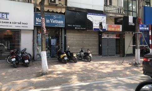 Nỗi buồn cửa hàng Hà Nội một thời sầm uất