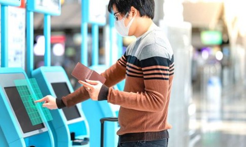 Màn hình cảm ứng "không chạm" - Giải pháp tình thế thời COVID-19