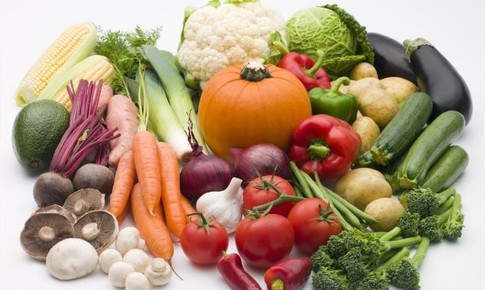 Quercetin có trong rau, quả có thể chống lại COVID-19