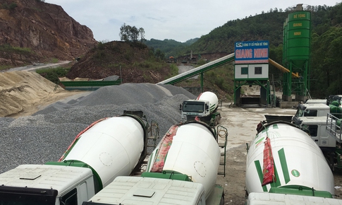 Người phụ nữ trong vụ nổ s&#250;ng ở Bắc Giang d&#237;nh 4 vi&#234;n đạn rất nguy kịch