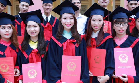 Luật giáo dục đại học sửa đổi: Không thể hòa trộn chương trình đào tạo và năng lực giữa thạc sĩ, tiến sĩ với bác sĩ CK