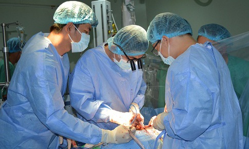 Từ Mỹ về Việt Nam chữa bệnh tim