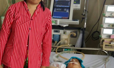 Xót xa bé 5 tháng tuổi nhà quá nghèo bị nhiễm trùng huyết nguy kịch