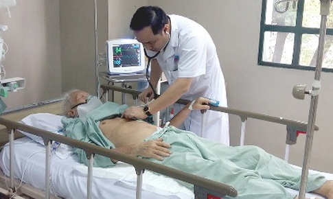 Bệnh nhân 89 tuổi bị truỵ tim được cứu sống , bác sĩ khuyến cáo căn bệnh tiềm ẩn trong người già