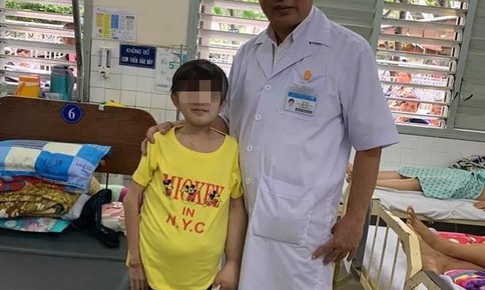 Cô gái 19 tuổi mang trong mình khối u tương đương 40 lít nước đã được xuất viện