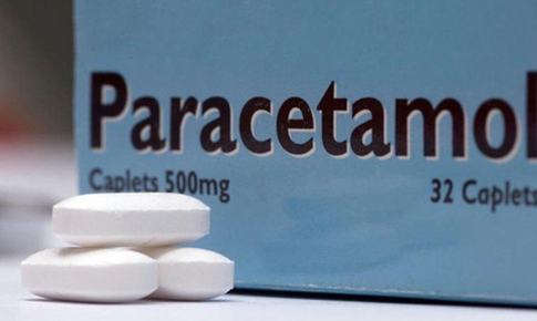 Uống 50 vi&#234;n paracetamol, một phụ nữ phải lọc m&#225;u để giữ mạng sống