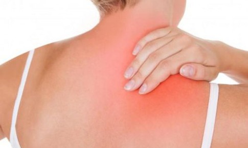 Ðau lưng phía sau phổi có phải dấu hiệu ung thư?