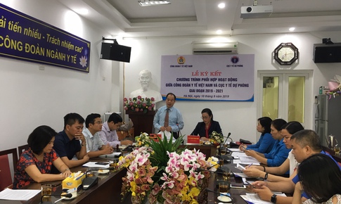 Phối hợp nâng cao nhận thức tự bảo vệ sức khỏe nhân viên y tế