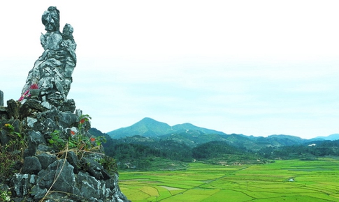 Ai lên xứ Lạng cùng anh?