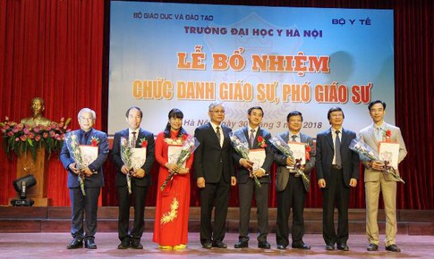 Trường Đại học Y H&#224; Nội c&#243; 6 t&#226;n Gi&#225;o sư v&#224; 40 t&#226;n Ph&#243; Gi&#225;o sư