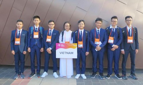 Tự h&#224;o 8/8 học sinh Việt Nam đoạt giải tại Olympic Vật l&#237; Ch&#226;u &#193; năm 2019