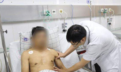 Vấp phải hòn gạch giữa đường, nam thanh niên chấn thương ngực suýt chết