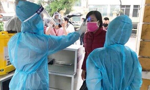 S&#224;ng lọc, ph&#225;t hiện sớm v&#224; kiểm so&#225;t phụ nữ c&#243; thai nghi mắc COVID-19