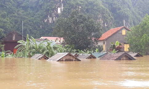 Nhiều thiệt hại nghi&#234;m trọng do b&#227;o số 9 v&#224; mưa lũ