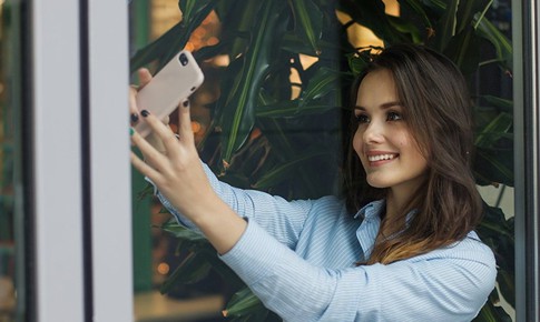 Nga ph&#225;t minh th&#224;nh c&#244;ng ứng dụng kh&#225;m sức khỏe qua “selfie”