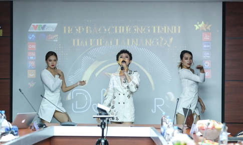 Khởi động DJ Star m&#249;a đầu ti&#234;n