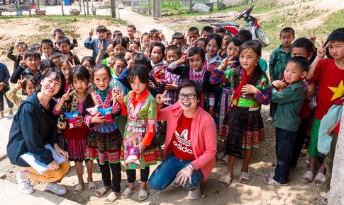 M&#227;i b&#234;n nhau bạn nh&#233;!