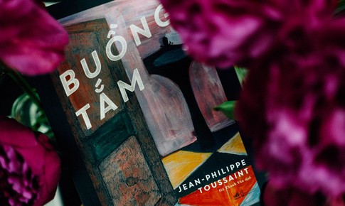 &#39;Buồng tắm&#39;, một t&#225;c phẩm đẹp kh&#243; giải m&#227; đến với độc giả Việt