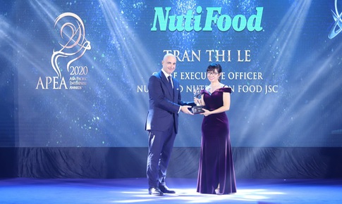 Nutifood nhận “hat-trick” giải thưởng về doanh nghiệp &amp; l&#227;nh đạo xuất sắc ch&#226;u &#193;