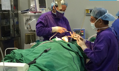 Cấy ốc tai chữa điếc bẩm sinh tại bệnh viện An Việt: Viết lại giấc mơ
