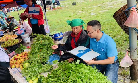 Kiến nghị tăng mức hỗ trợ l&#234;n mức 50% với hộ ngh&#232;o để &quot;h&#250;t&quot; người d&#226;n tham gia BHXH tự nguyện