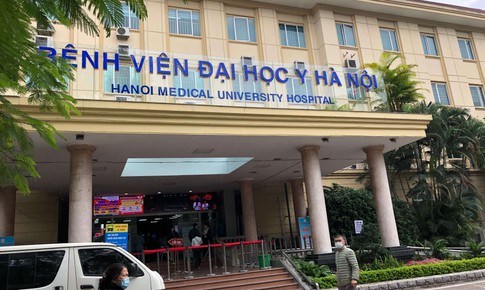 Dịch COVID-19: Bộ Y tế y&#234;u cầu BV Đại học Y H&#224; Nội thiết lập Trung tâm Hồi sức tích cực 500 giường