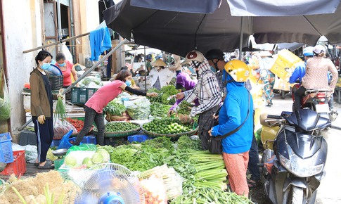 H&#224; Nội c&#244;ng bố 8.321 điểm b&#225;n h&#224;ng h&#243;a ti&#234;u d&#249;ng thiết yếu 6h – 22h h&#224;ng ng&#224;y