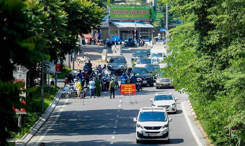 H&#224; Nội tăng cường mật độ kiểm tra, gi&#225;m s&#225;t ph&#242;ng dịch trong 15 ng&#224;y gi&#227;n c&#225;ch