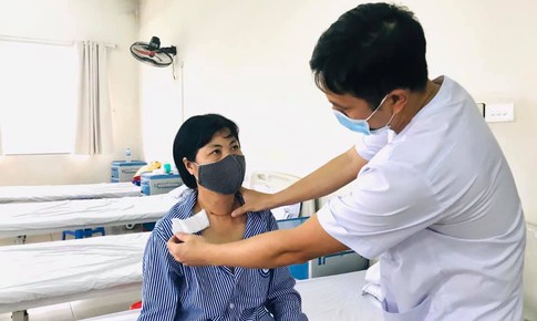 Phẫu thuật miễn phí u tuyến giáp cho bệnh nhân có hoàn cảnh khó khăn