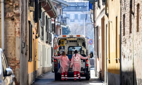 V&#236; sao Italia trở th&#224;nh t&#226;m điểm đại dịch COVID-19 của ch&#226;u &#194;u?