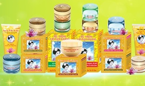 Đ&#236;nh chỉ lưu h&#224;nh v&#224; thu hồi Cream mủ tr&#244;m T&#226;n Gia Khang