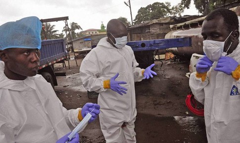 LHQ ph&#226;n bổ khẩn cấp quỹ ứng ph&#243; với Ebola ở CHDC Congo v&#224; Guinea