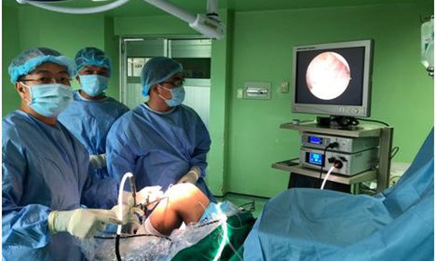 Hiếm gặp, bệnh nhân đứt 3 dây chằng khớp gối cùng một lúc