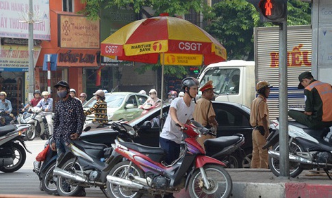 H&#224; Nội:  Tăng cường c&#225;c biện ph&#225;p điểm đảm bảo trật tự, ATGT đ&#244; thị dịp lễ 2/9