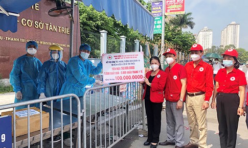 TƯ Hội Chữ thập đỏ Việt Nam hỗ trợ chống dịch cho BV K cơ sở T&#226;n Triều