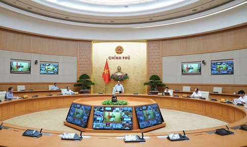 Thủ tướng: Xem x&#233;t mở lại đường bay thương mại giữa Việt Nam với một số quốc gia, khu vực