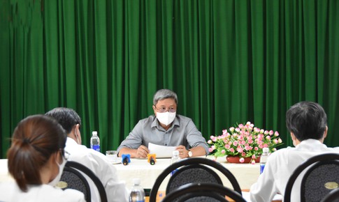 Bộ Y tế phối hợp với TP. Hồ Chí Minh thực hiện chiến dịch tiêm chủng 800.000 liều vắc xin