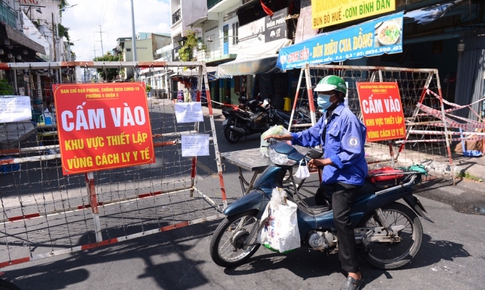 TP.HCM: Tạm dừng hoạt đ&#244;̣ng xe &#244;m trong thời gian giãn cách