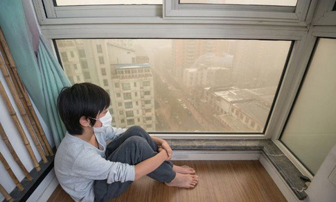 Vì sao không khí trong nhà cũng ô nhiễm và cách cải thiện