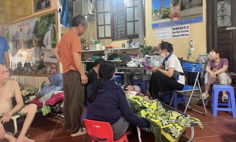 Những bước chân đi vào ‘phòng mổ sân nhà’