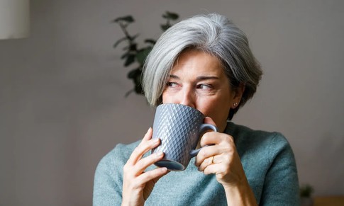 Chuyên gia tiết lộ 3 thức uống quen thuộc của những người sống thọ đến 100 tuổi