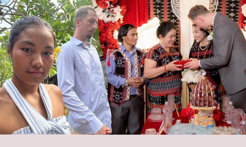 Chú rể Bỉ mang 10 con lợn, cặp dê sang hỏi cưới cô gái Pa Cô