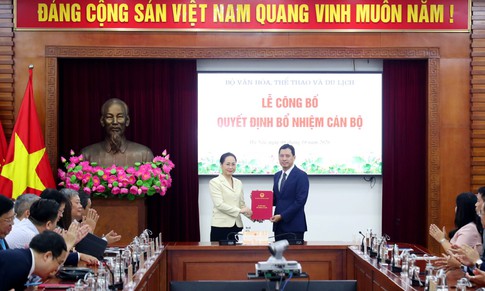 Bộ VHTT&amp;DL điều động, bổ nhiệm 24 cán bộ cấp Cục/Vụ