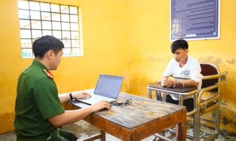 Diễn biến mới nhất vụ kẻ 'điên tình' chặn đường, dùng dao chém 3 mẹ con cô giáo ở Cà Mau
