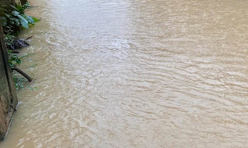 Nam Bộ hứng đợt mưa lớn đến 400mm từ ngày mai, 12 tỉnh thành ứng phó